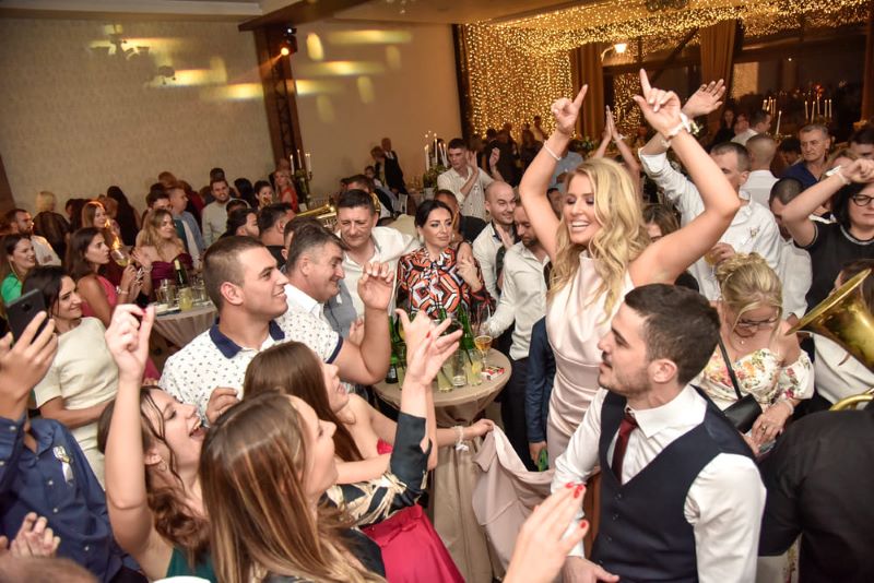 Šta čini da se gosti na svadbi osećaju stvarno prijatno